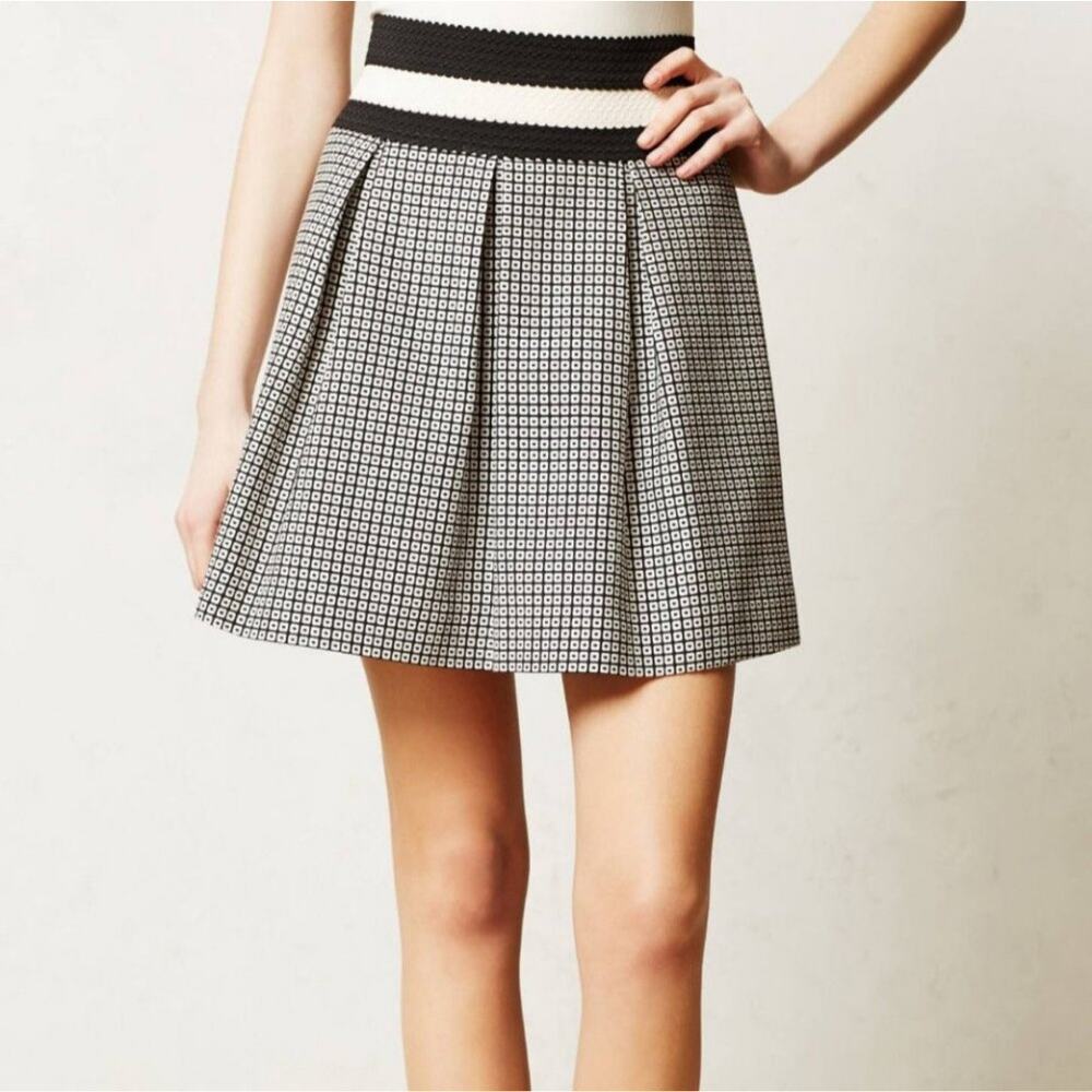 Anthropologie Maeve Pleated Black White Geometric Ballad Swing Skirt sz Small